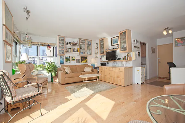 Sold by Beth Chase Real Estate | media 24