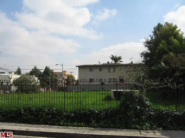800 Lorraine Blvd, Los Angeles, CA 90005