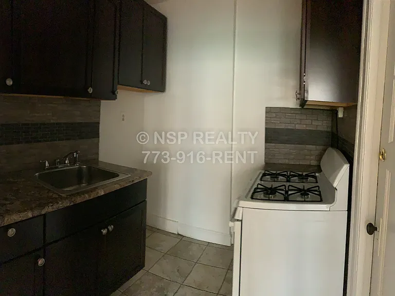1373 W Estes Ave #1H — Photo 3