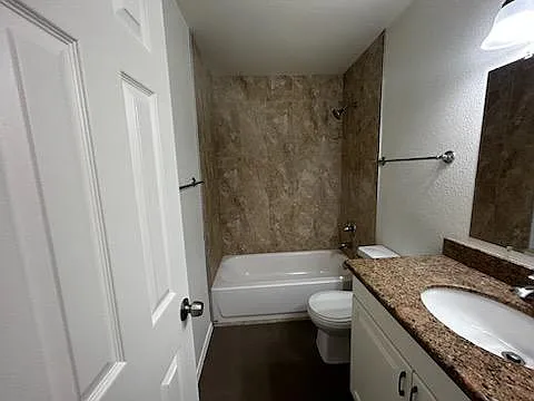 5319 SE 18th Ave #4 — Photo 5