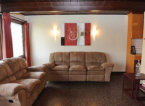 4th image of 3011 Lancaster Cir