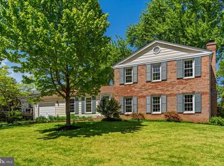 1119 Bradfield Dr SW, Leesburg, VA 20175