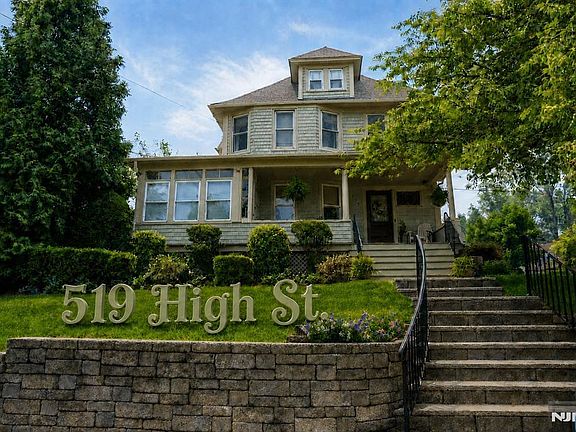 2nd image of 519 High St
