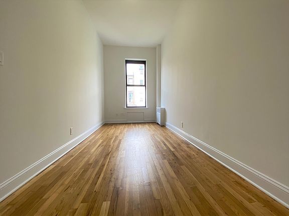 3rd image of 33 W 87th St APT 3B