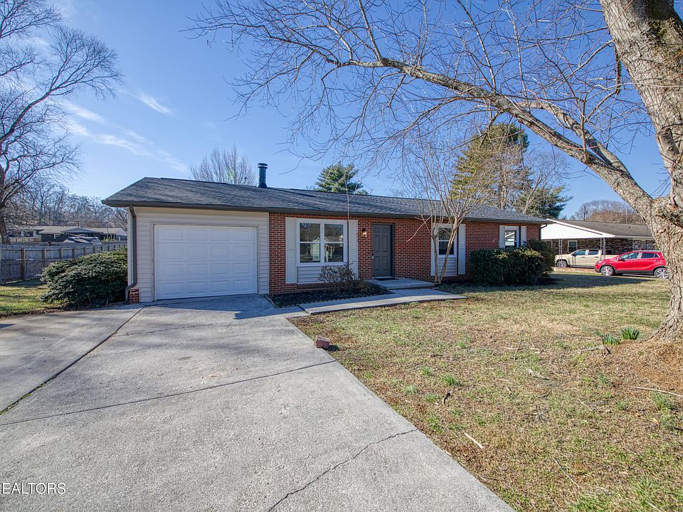 1st image of 313 Barbara Ln