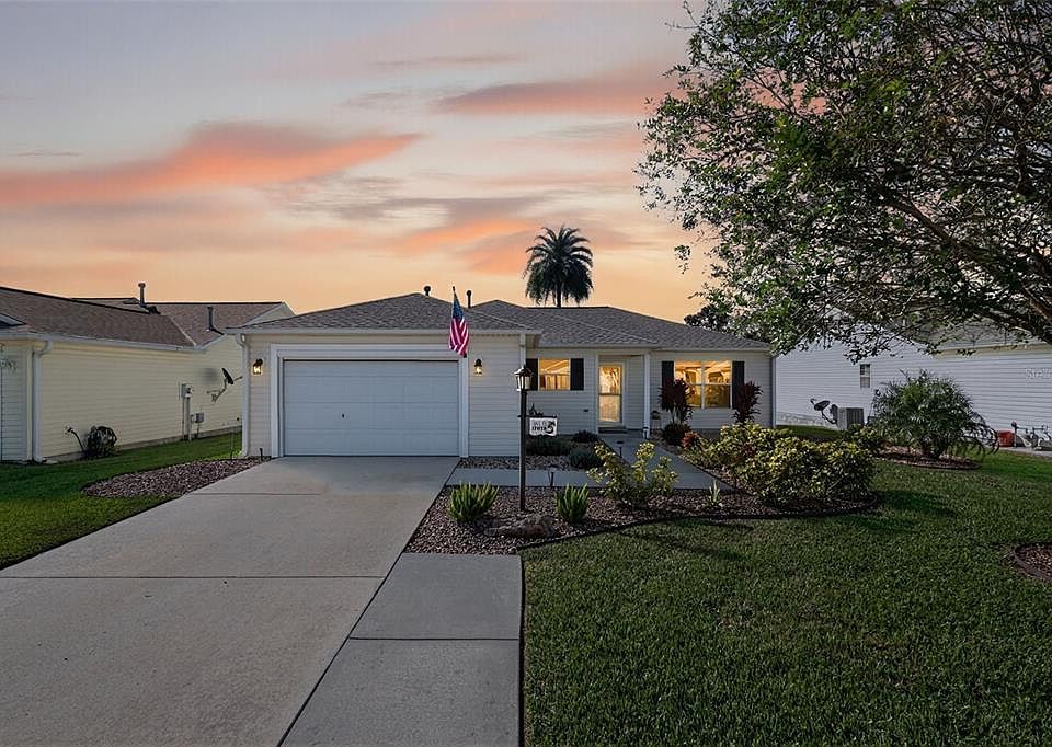 1st image of 17076 SE 96TH CHAPELWOOD CIRCLE