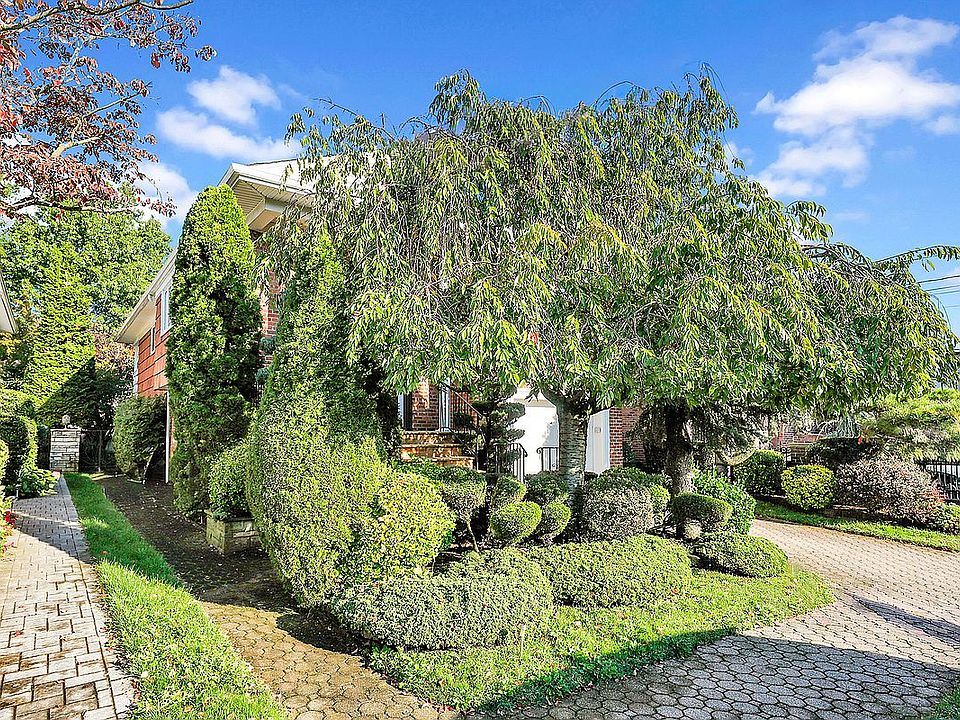 2708 E 66th St, Brooklyn, NY 11234 | Zillow