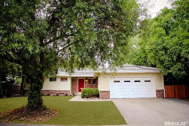 1109 Villanova Dr photo 1