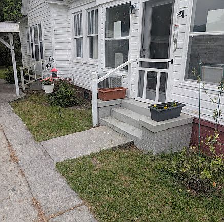 2nd image of 6895 W College St