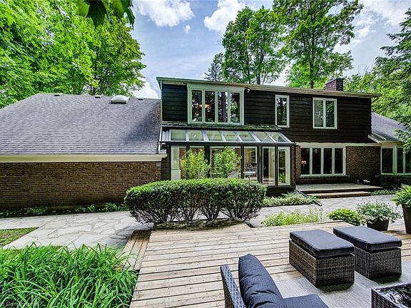 3rd image of 368 Warrington Dr