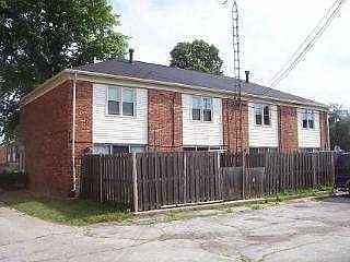 2nd image of 3360 Yorktown Dr