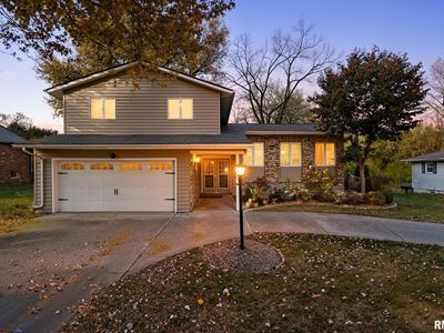 227 Indian Creek Dr, Pekin, IL, 61554