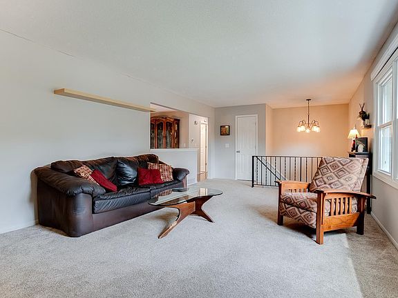 5th image of 13216 Marion Dr