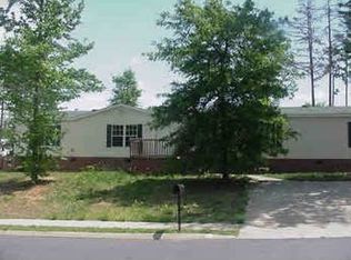 10 Raisinwood Dr, Simpsonville, SC 29681