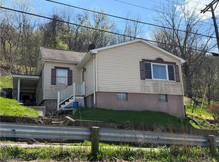 56624 Boyd Ave, Bridgeport, OH 43912