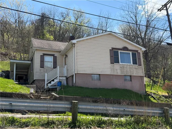 56624 Boyd Ave, Bridgeport, OH 43912