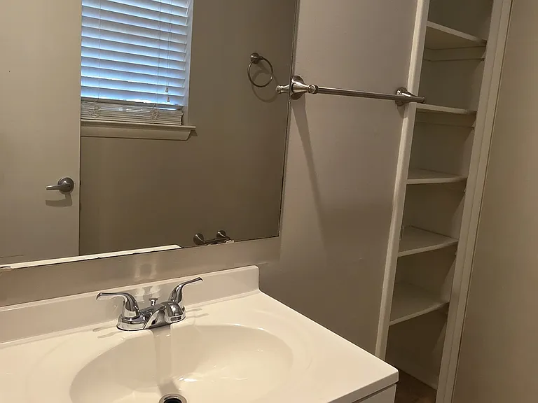 1117 Nicole Dr — Photo 7