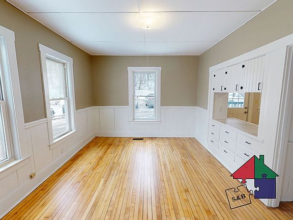 2nd image of 125 River St #4