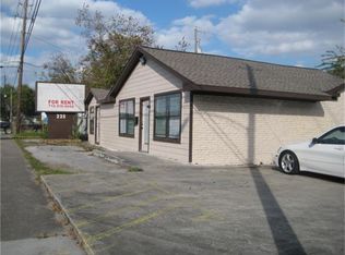 225 Preston Ave, Pasadena, TX 77503