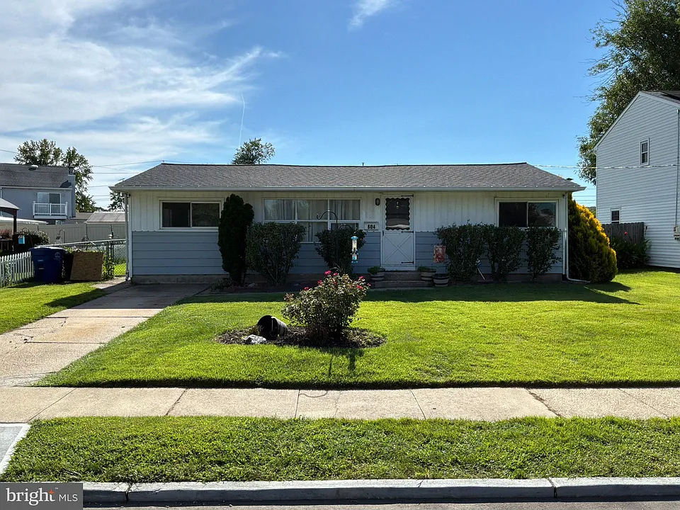 604 N Coles Ave