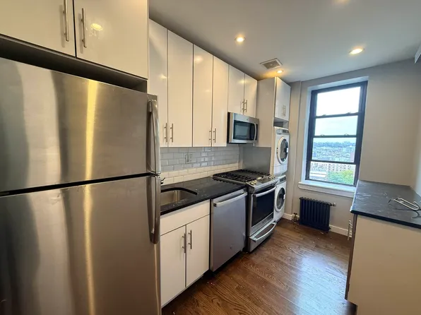 45 Wadsworth Terrace image 1 of 9