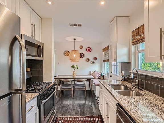 4th image of 1207 S Meadows Dr