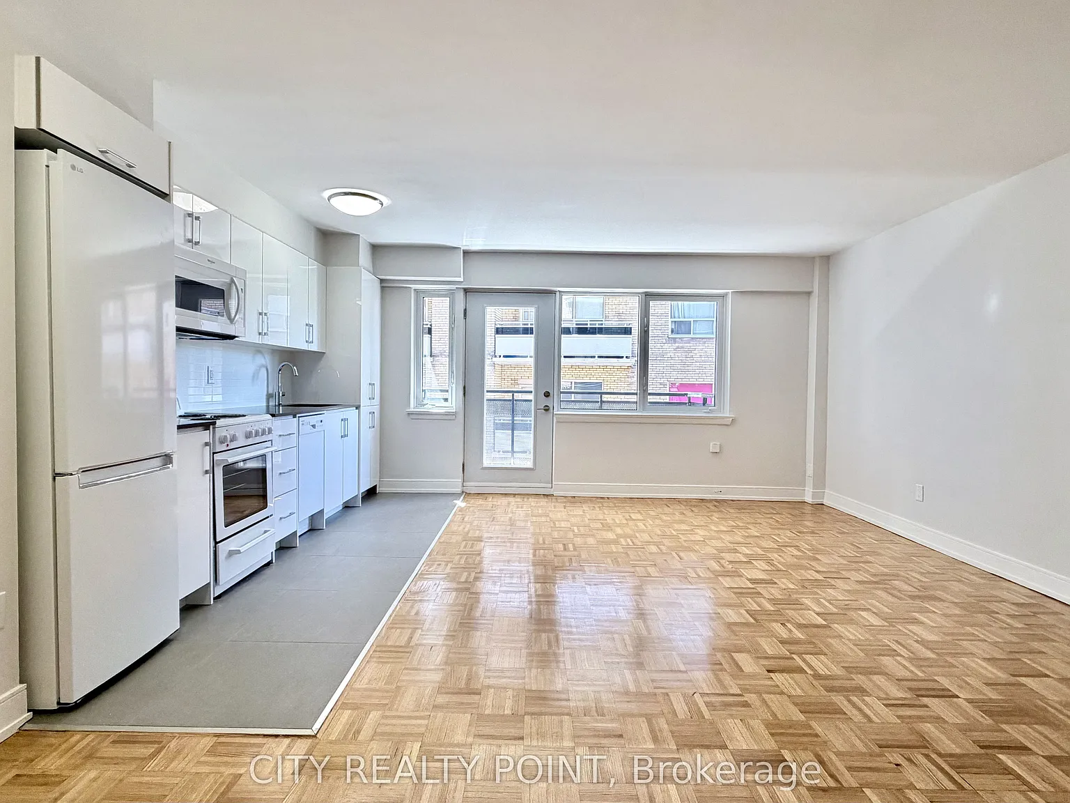 1 bed, $2,395 — Photo 3