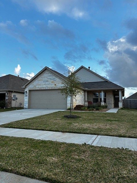 1st image of 814 Allana Ln