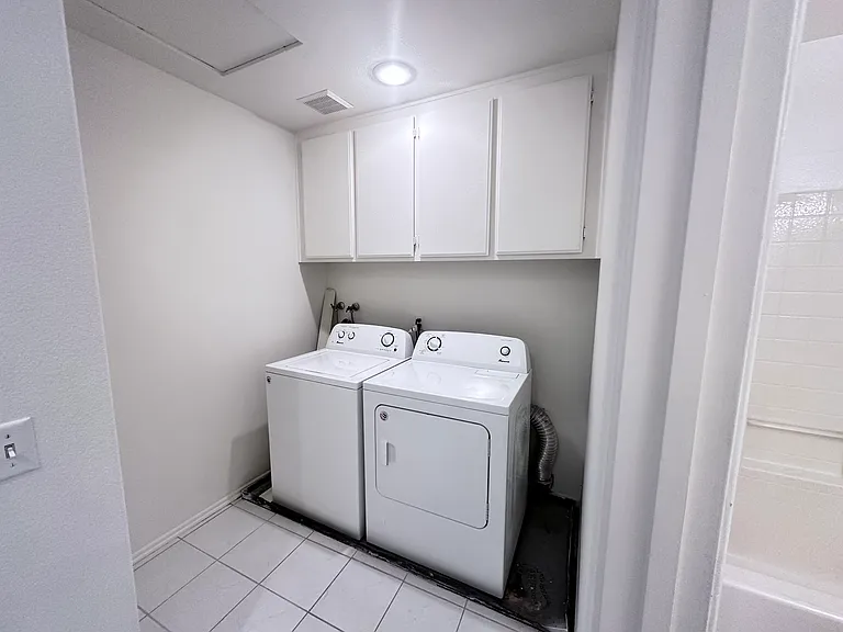 25550 Hemingway Ave — Photo 10