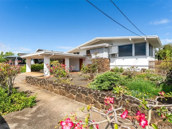 94-258 Kahualena St, Waipahu, HI 96797