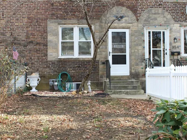 356 Westmont Dr, Collingdale, PA 19023