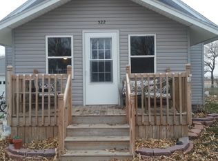 522 Center St, Barnum, IA 50518