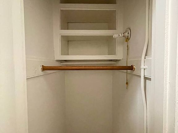 4th image of 1020 Bush St APT 6
