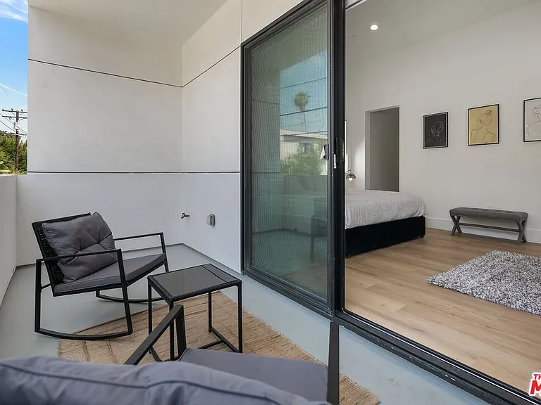 1236 N Spaulding Ave #2 — Photo 15