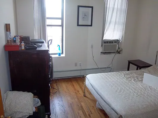 Rented by Maximus Realty Group | media 26