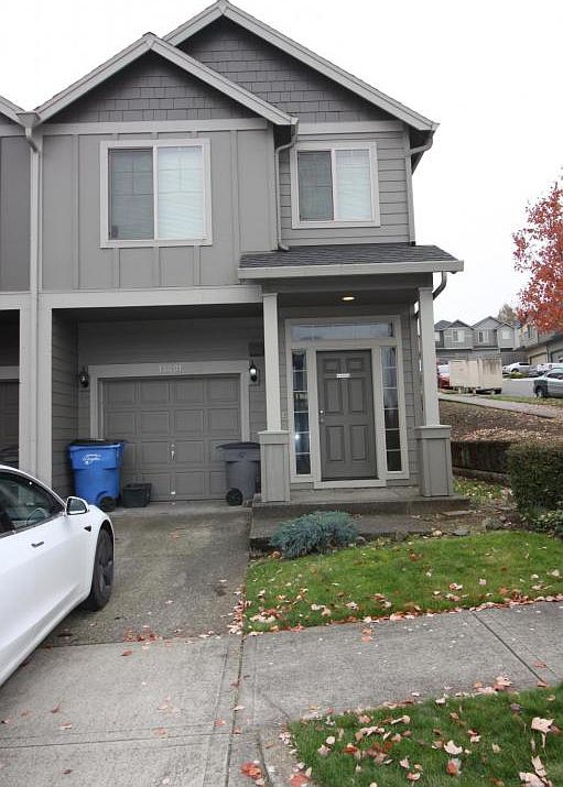 1st image of 13001 NE 25th St