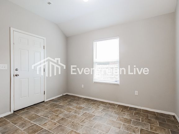 5th image of 2391 Double Bogey Ln