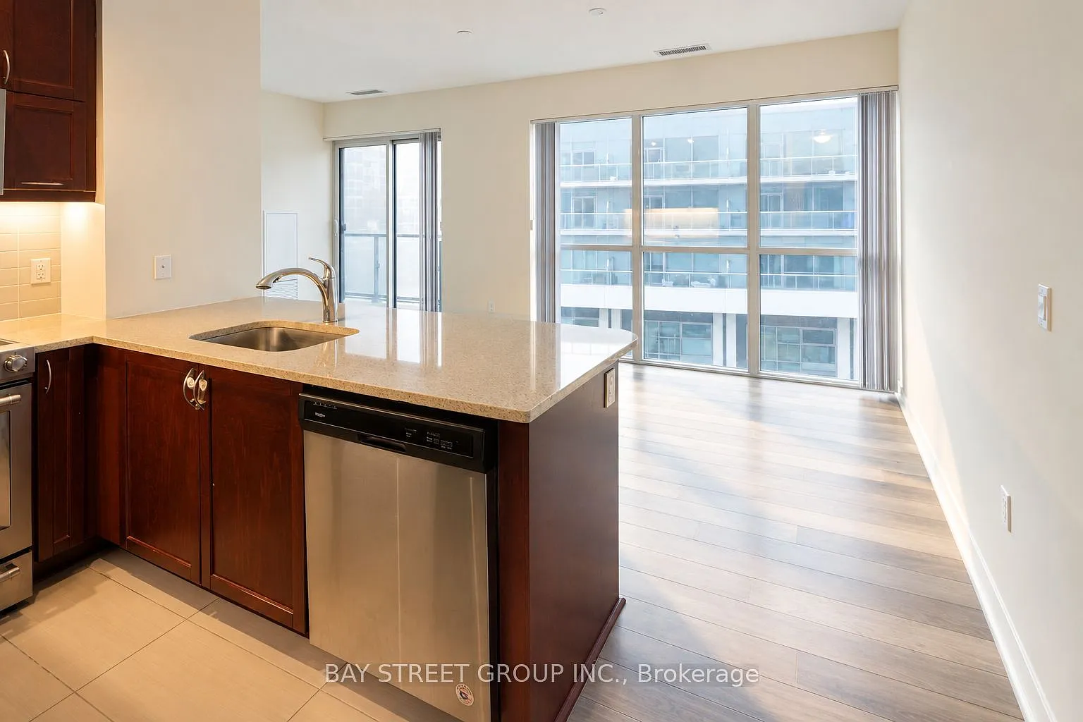 1 bed, $2,300 — Photo 4
