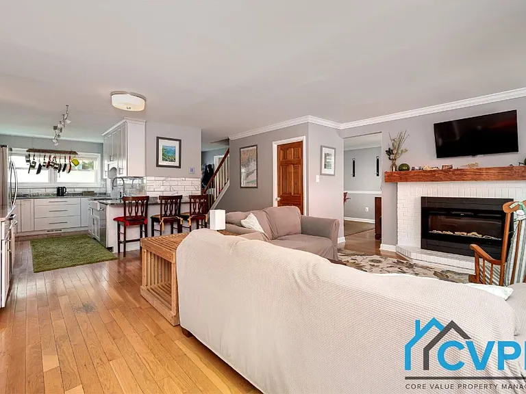 1609 Forest Hill Ct — Photo 12