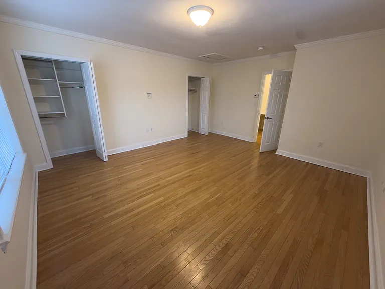 239 Gerry Rd — Photo 33