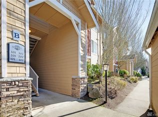 710 240th Way SE UNIT B301, Sammamish, WA 98074