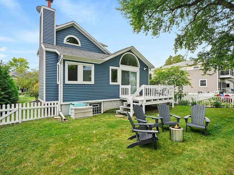 Harbor Ct — Photo 48