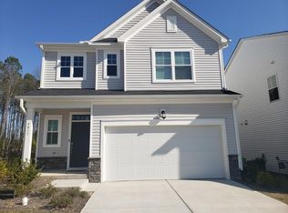 4017 Whitney Peak Dr, Raleigh, NC 27616