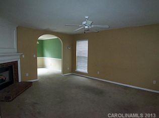 14206 Carolina Forest Ct, Charlotte, NC 28273