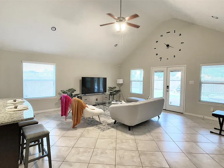 21618 Ivory Gate Ln — Photo 5