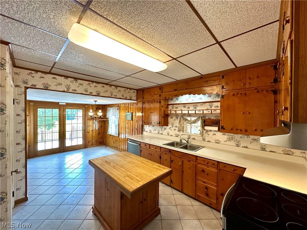 1465 Warner Rd, Hubbard, OH - View 6