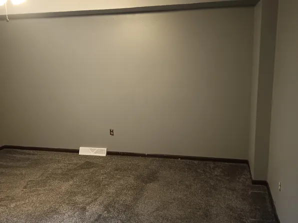 2131 Shangrai La Dr SE #1, Grand Rapids, MI 49508