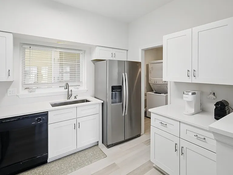 5035 Harmony Cir #102 — Photo 4