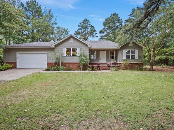 (undisclosed Address), London, AR 72847