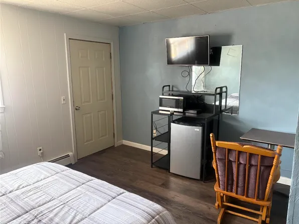 429 Somerset Ave, Pittsfield, ME